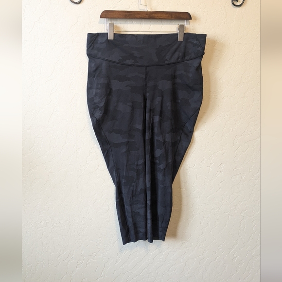 Lululemon Base Pace High Rise Running Tight 25" Heritage 365 Camo Deep Coal - Picture 3 of 7